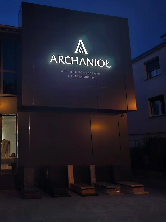 Wystawa ipomniki.pl we Wrocławiu — salon przy ul. Osobowickiej 43 (Centrum Pogrzebowe Archanioł)