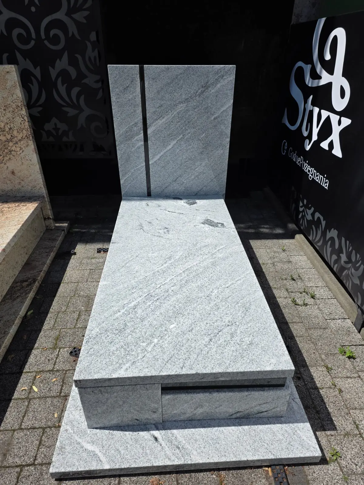 Pomnik pojedynczy IPC-1790240573-0062