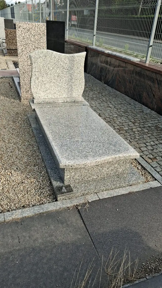 Pomnik pojedynczy IPP-1787122835-0017
