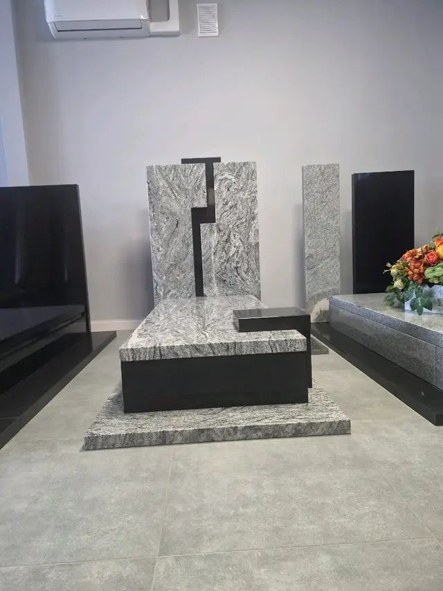 Pomnik pojedynczy IWO-1787735511-0018