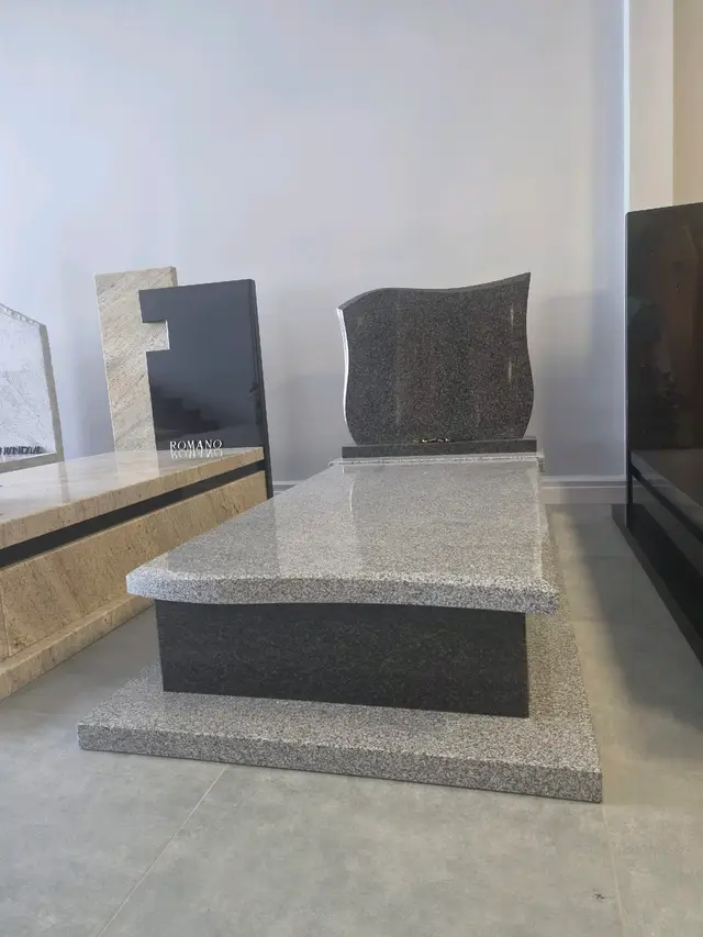 Pomnik pojedynczy IWO-1788263347-0025