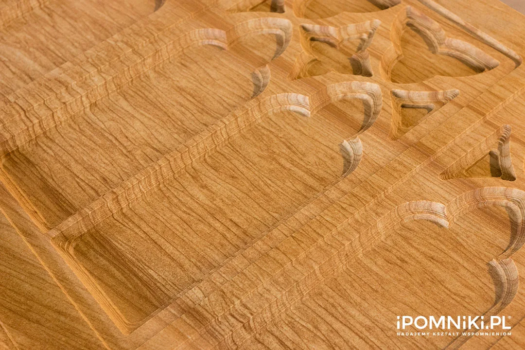 ipomniki_cnc_oltarz_3